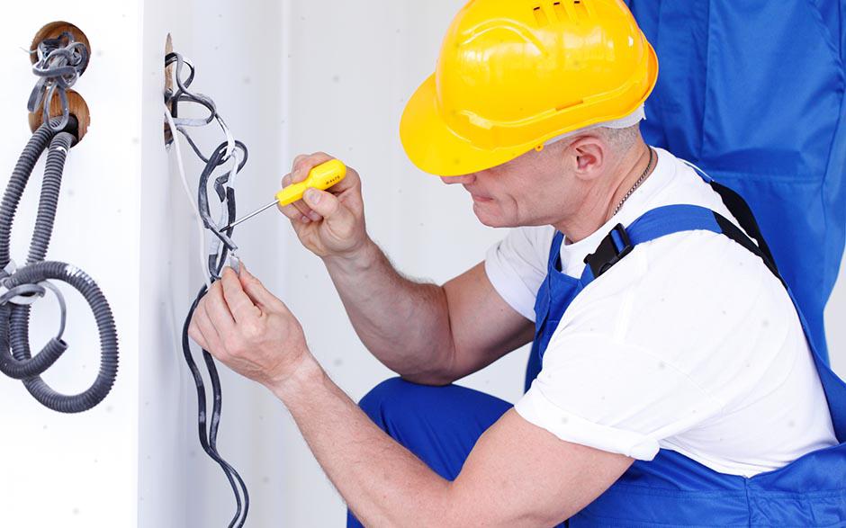 besoin d'un électricien Coubert